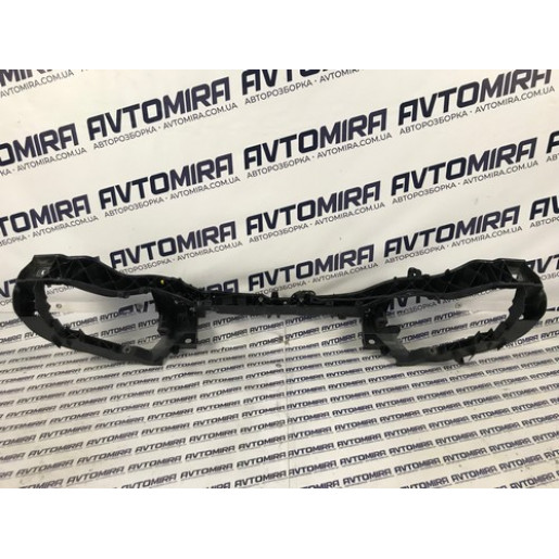 Передня установочна панель Ford Focus 3 2011-2014 BM518B041